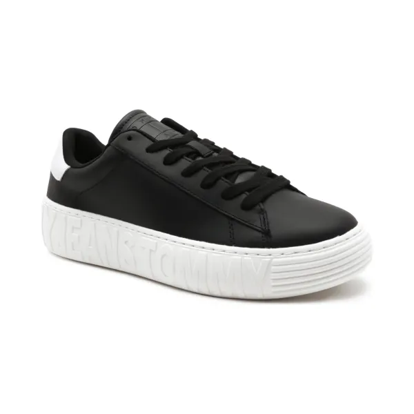 Кожаная спортивная обувь Tommy Hilfiger, черный
Кожаная спортивная обувь Tommy Hilfiger, черный