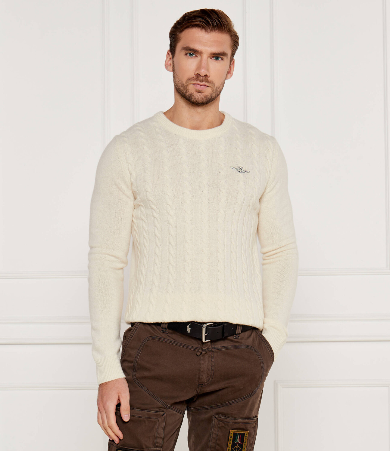 Свитер из шерсти Aeronautica Militare Regular Fit, экрю
Свитер из шерсти Aeronautica Militare Regular Fit, экрю