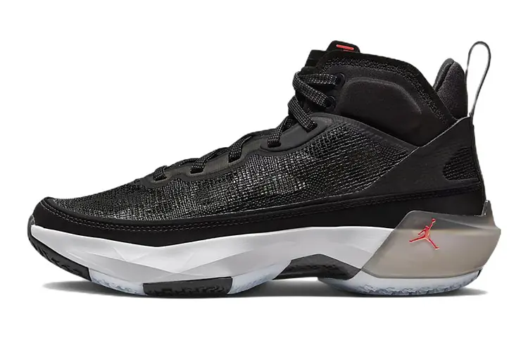 Баскетбольные кроссовки Air 37 Kids GS Jordan
Баскетбольные кроссовки Air 37 Kids GS Jordan