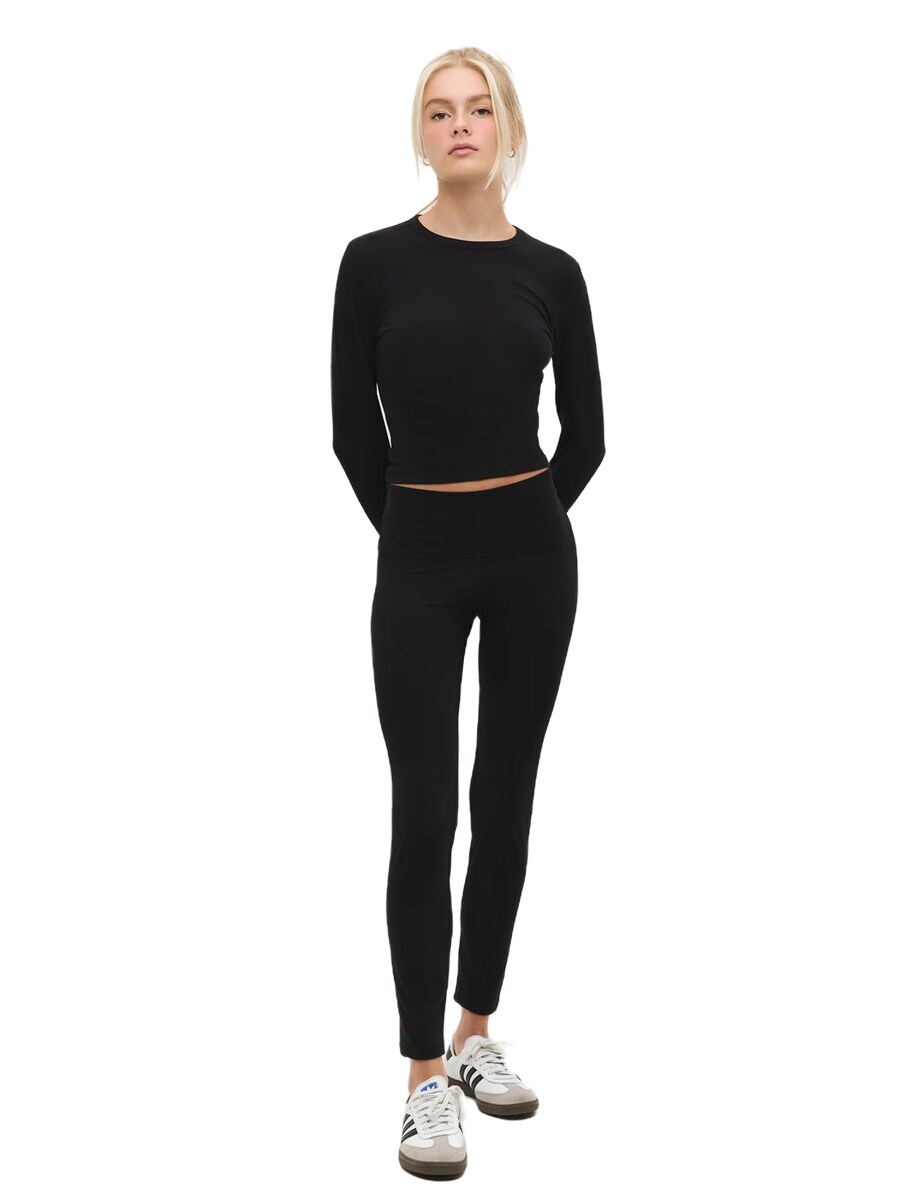 Узкие леггинсы No Matter What, черный
Узкие леггинсы No Matter What, черный