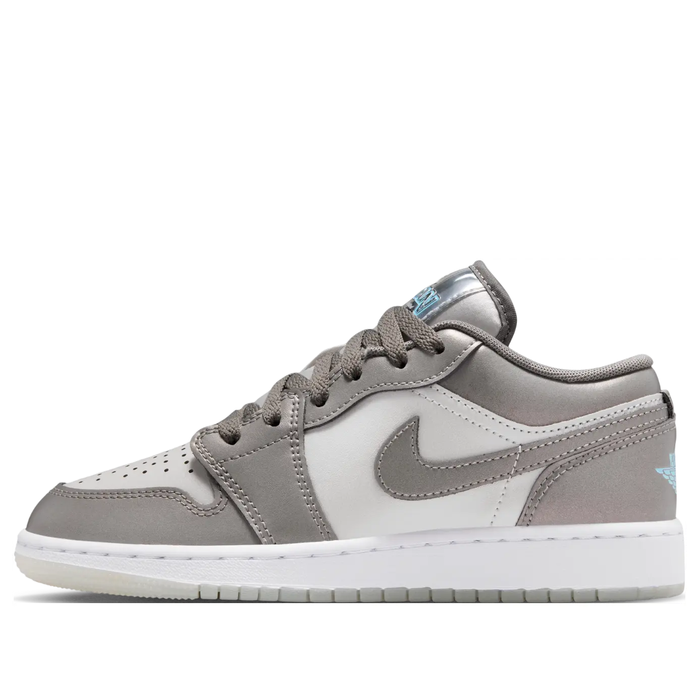 Кроссовки (GS) Air Jordan 1 Low SE 'Flat Pewter Blue Chill'
Кроссовки (GS) Air Jordan 1 Low SE 'Flat Pewter Blue Chill'