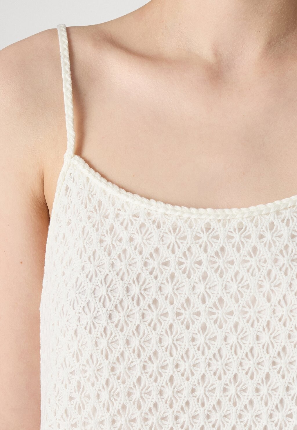 Топ U-NECK VILA, песочный
Топ U-NECK VILA, песочный