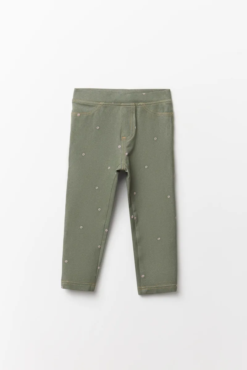 Джинсовые леггинсы из трикотажа Sfera, хаки
Джинсовые леггинсы из трикотажа Sfera, хаки