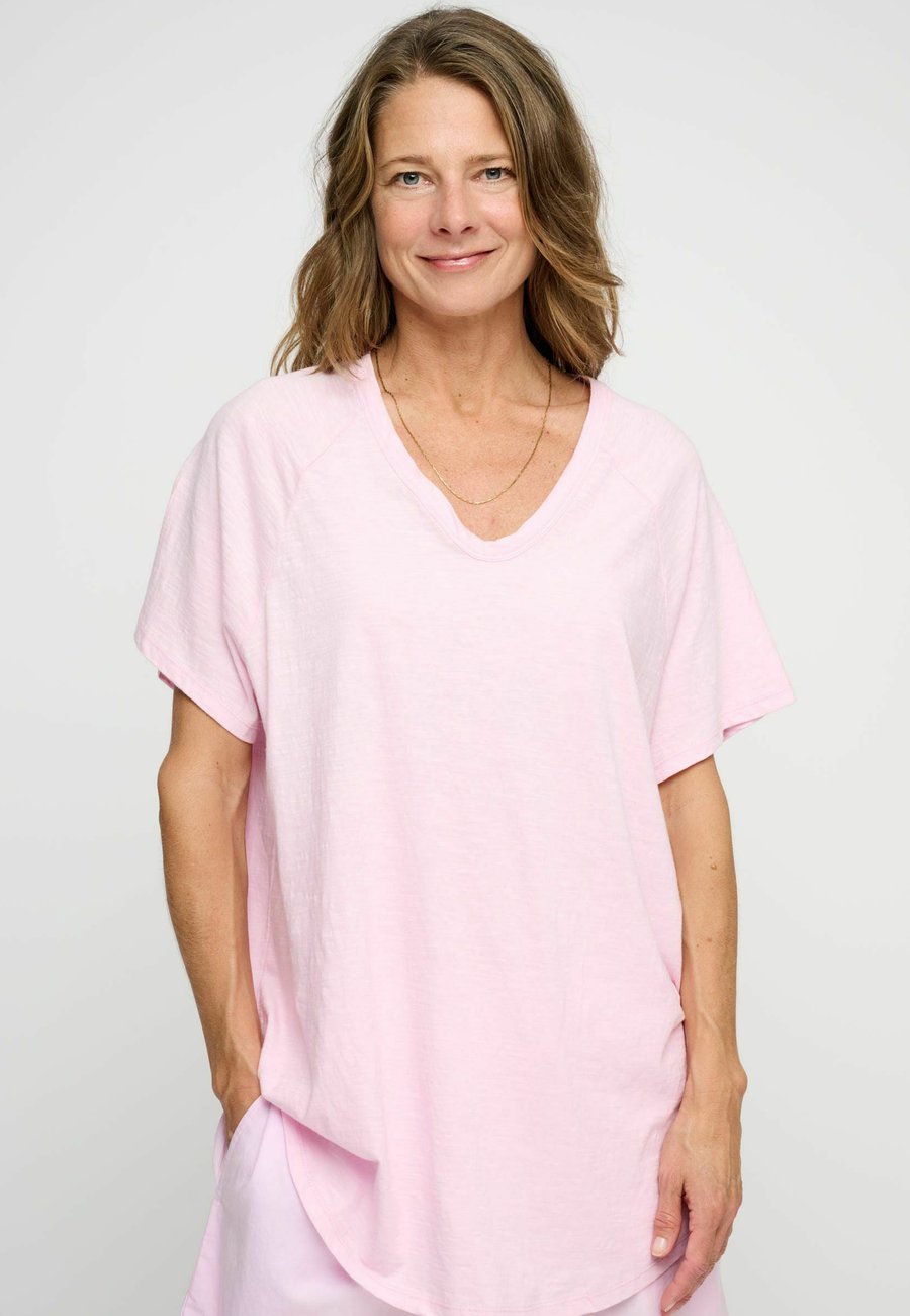 Футболка moshi moshi mind FAVOURITE, Light Pink
Футболка moshi moshi mind FAVOURITE, Light Pink