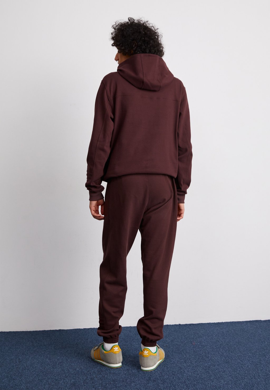 Спортивные брюки PRE-LOVED adidas Originals, коричневый
Спортивные брюки PRE-LOVED adidas Originals, коричневый