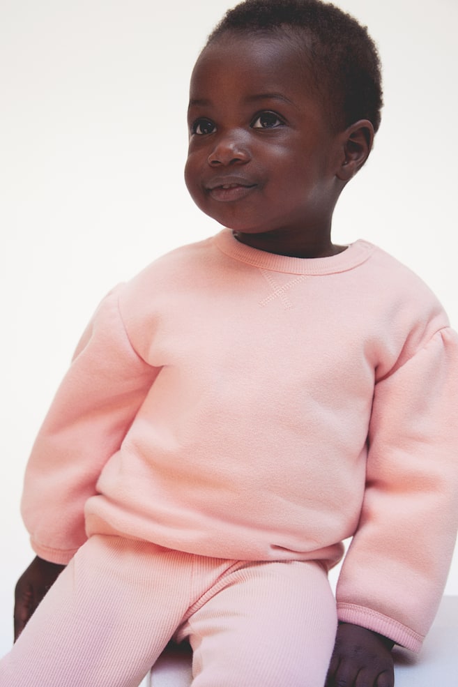 Двухкомпонентный свитшот и леггинсы H&M, оранжевый
Двухкомпонентный свитшот и леггинсы H&M, оранжевый