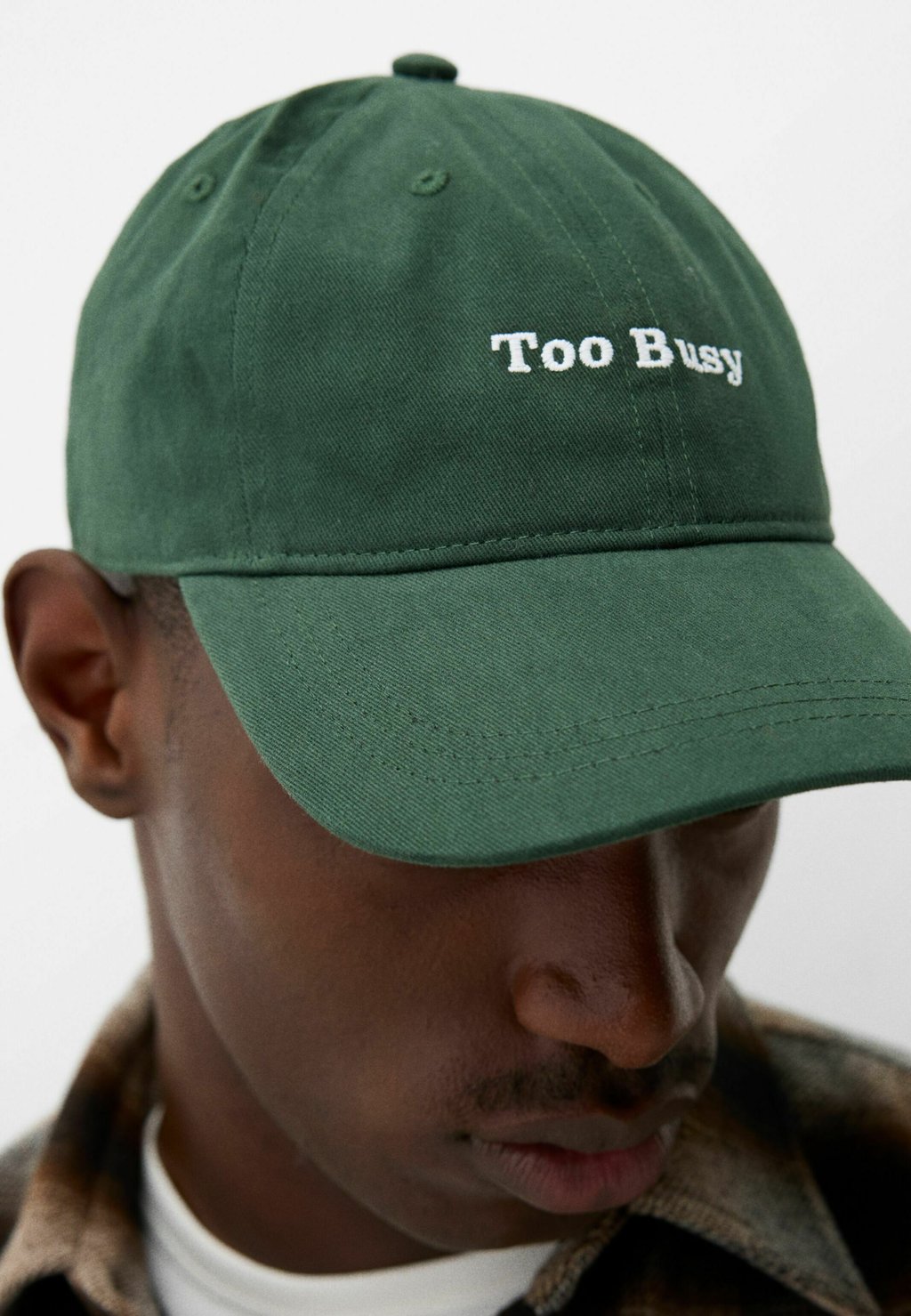 Бейсболка EMBROIDERED Bershka, темно-зеленый
Бейсболка EMBROIDERED Bershka, темно-зеленый