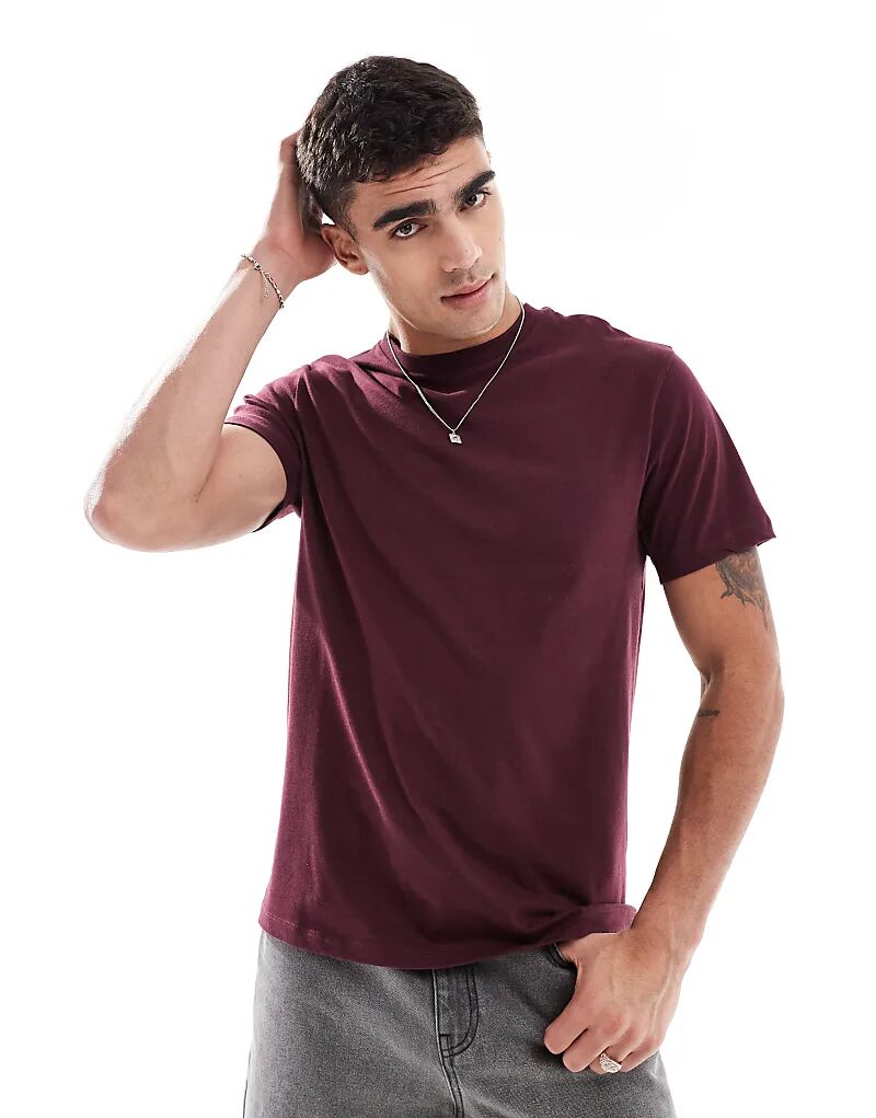 Базовая футболка с круглым вырезом ASOS DESIGN бордового цвета
Базовая футболка с круглым вырезом ASOS DESIGN бордового цвета