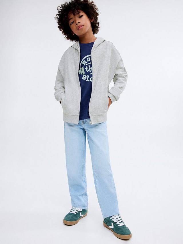 Детская худи с молнией Francia из хлопковой смеси Mango, Medium Grey
Детская худи с молнией Francia из хлопковой смеси Mango, Medium Grey