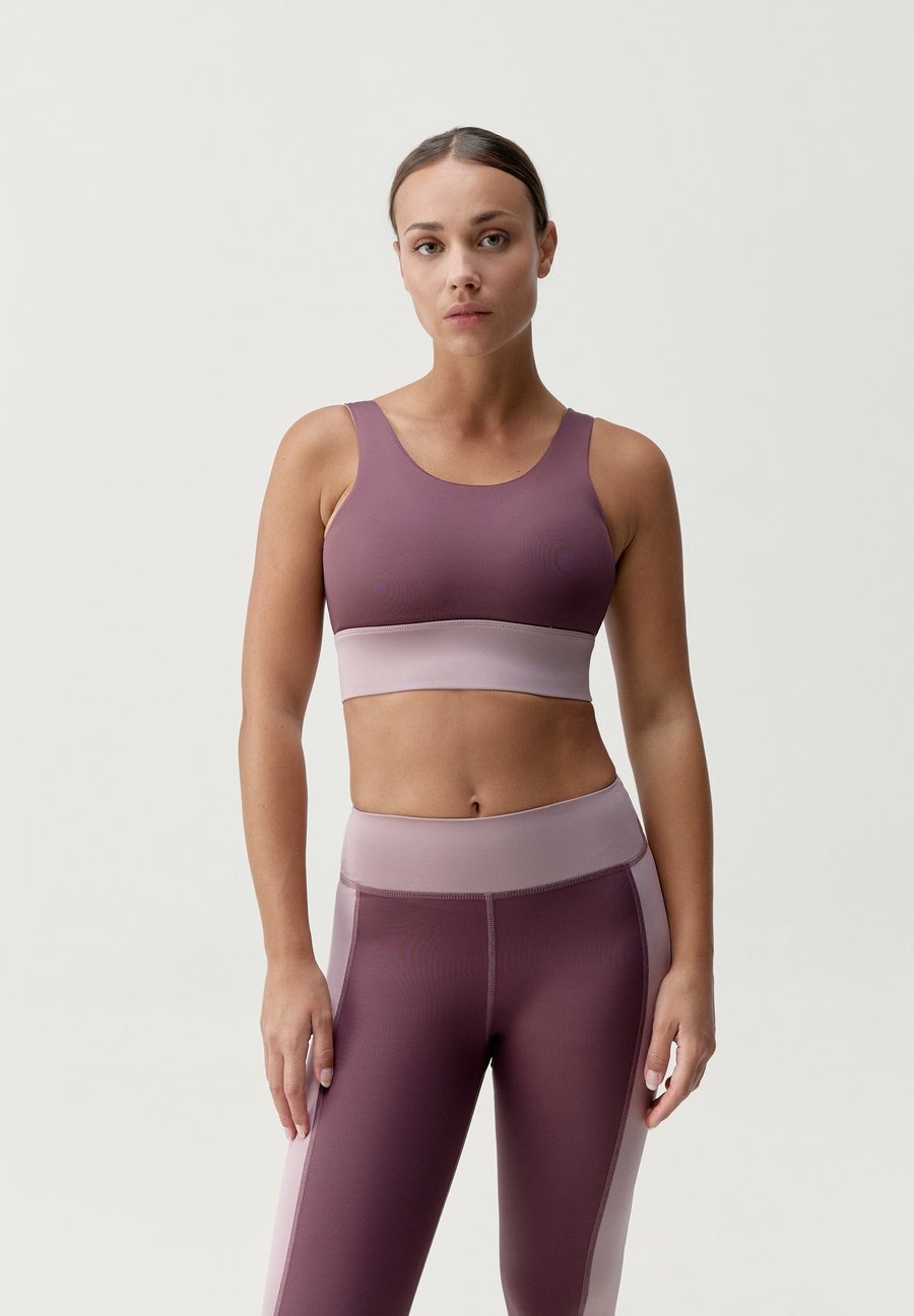 Бюстгальтер Born Living Yoga Medium support sports bra, Rosa/Light Pink
Бюстгальтер Born Living Yoga Medium support sports bra, Rosa/Light Pink