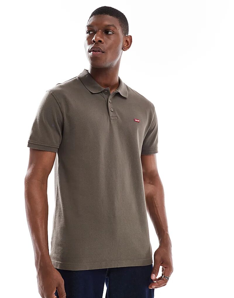 Поло Levi's с логотипом «летучая мышь» цвета хаки
Поло Levi's с логотипом «летучая мышь» цвета хаки