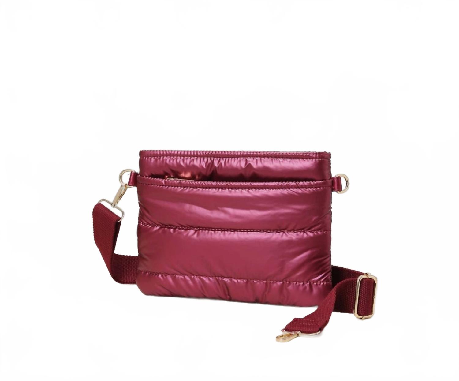 Женская стеганая сумка-кроссбоди Bailey Puffer в бордовом цвете Made in Italy
Женская стеганая сумка-кроссбоди Bailey Puffer в бордовом цвете Made in Italy