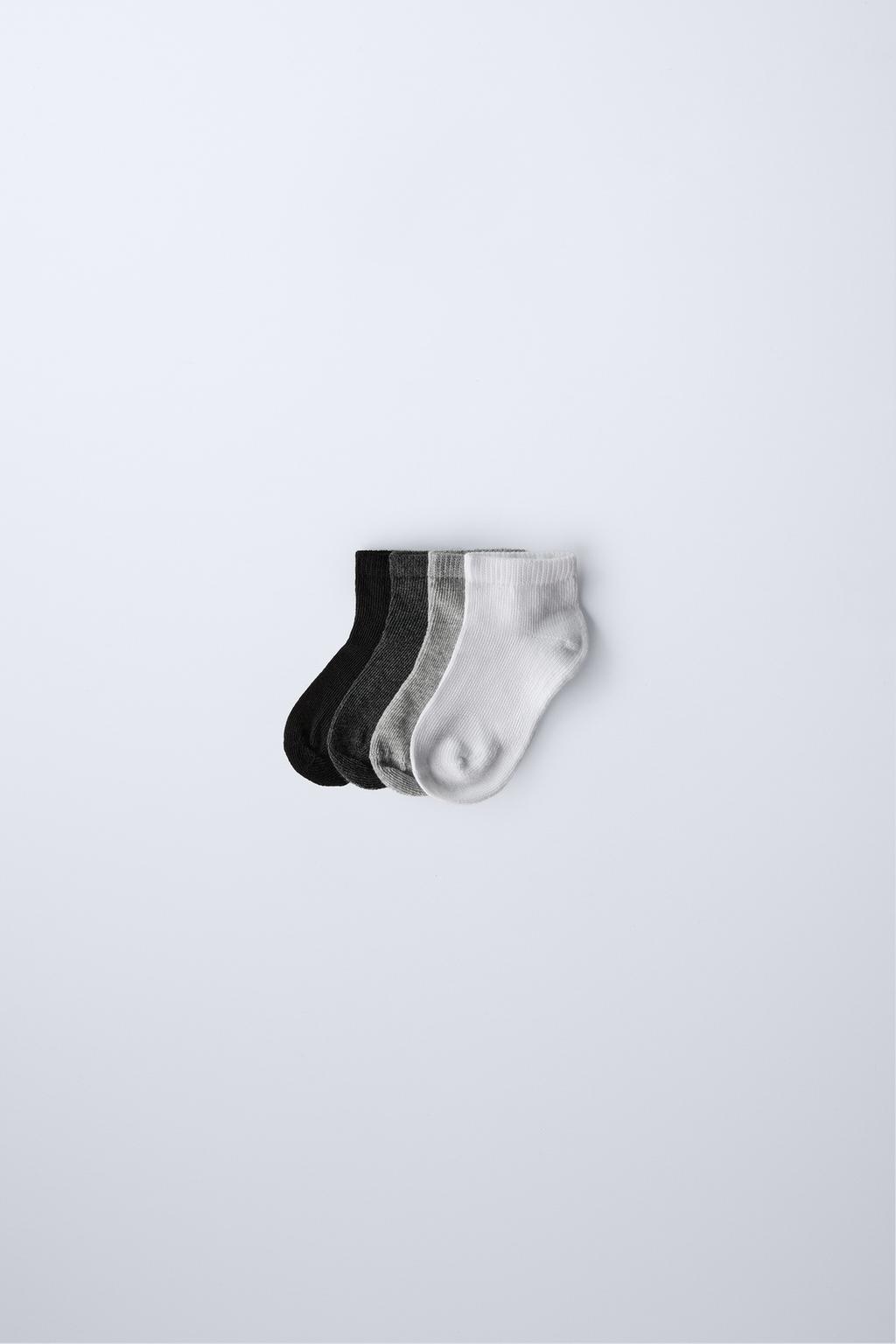 Упаковка из четырех простых носков до коротки ZARA, серый
Упаковка из четырех простых носков до коротки ZARA, серый