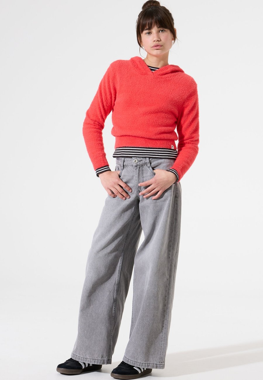 Джемпер Garcia Fleece jumper, Chili Red/Red
Джемпер Garcia Fleece jumper, Chili Red/Red