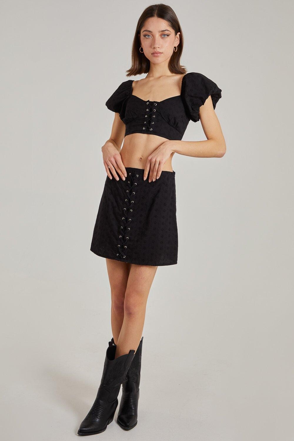 Мини-юбка на шнуровке Pink Vanilla, черный 
Мини-юбка на шнуровке Pink Vanilla, черный