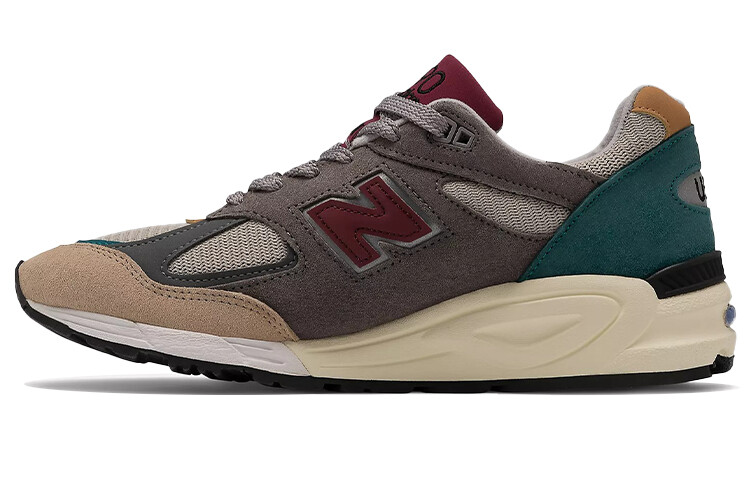 Кроссовки для бега New Balance NB 990 V2 унисекс
Кроссовки для бега New Balance NB 990 V2 унисекс
