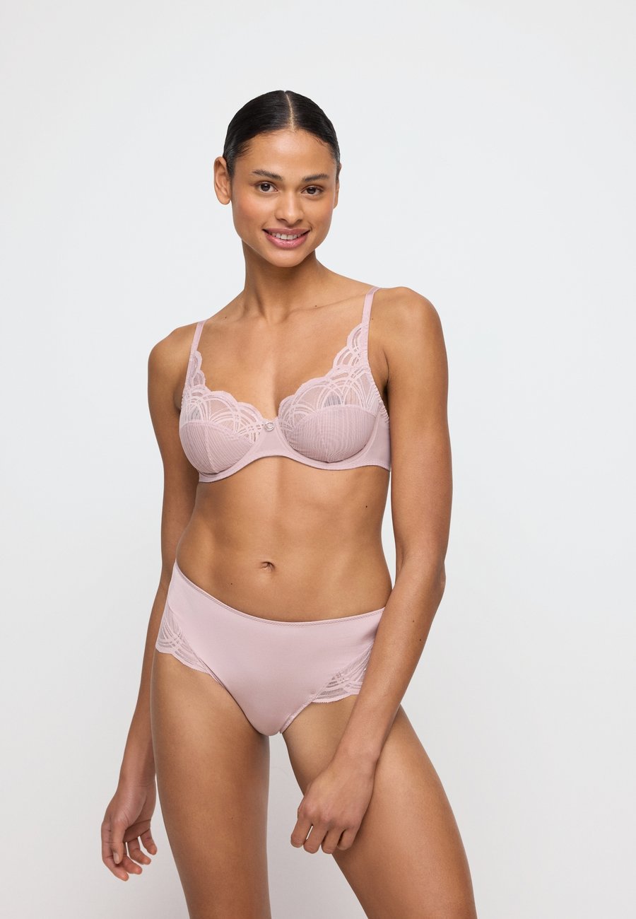 Бюстгальтер Marie Jo CATHIA FULL, Bois De Rose/Pink
Бюстгальтер Marie Jo CATHIA FULL, Bois De Rose/Pink