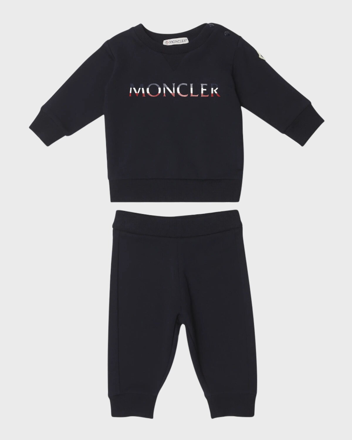 Комплект из двух предметов для мальчика, трехцветный с логотипом, размер 6M-3 Moncler, цвет Navy
Комплект из двух предметов для мальчика, трехцветный с логотипом, размер 6M-3 Moncler, цвет Navy