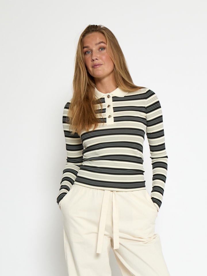 Футболка черная в полоску minus, Черный, Футболка черная в полоску minus
Футболка черная в полоску minus, Черный, Футболка черная в полоску minus