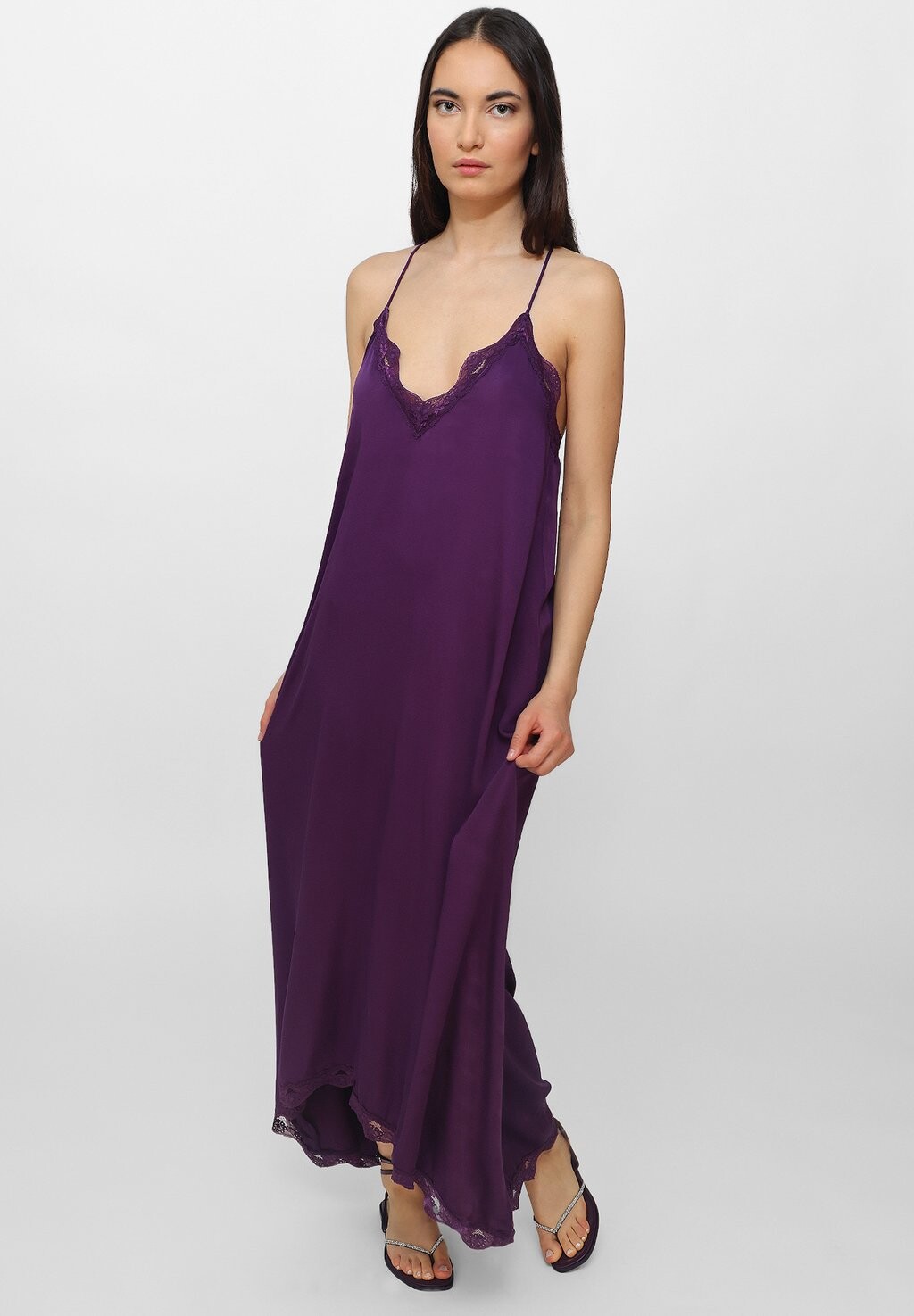 Платье макси Nassau, темно-фиолетовый
Платье макси Nassau, темно-фиолетовый