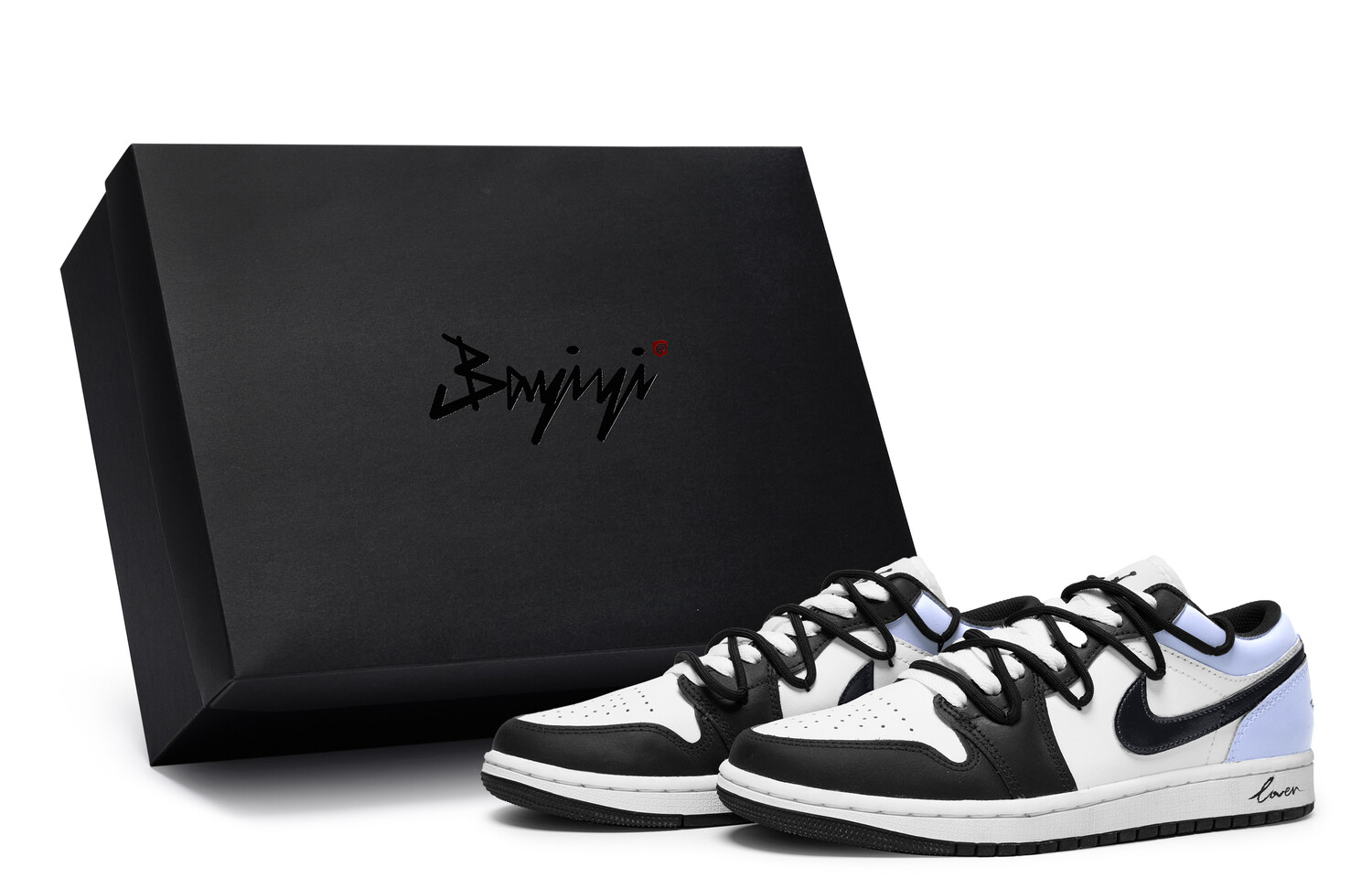 Кроссовки Air Jordan 1 Vintage Basketball Shoes Women's Low-top Gray/Blue, черный/белый/серый/синий
Кроссовки Air Jordan 1 Vintage Basketball Shoes Women's Low-top Gray/Blue, черный/белый/серый/синий