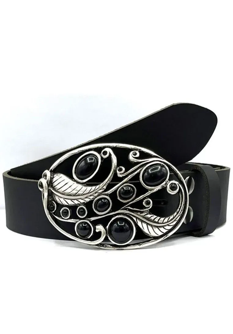 Ремень LIFEBURG by showroom 019°, застежка с драгоценными камнями, натуральная кожа Rettungsring By Showroom 019°, черный
Ремень LIFEBURG by showroom 019°, застежка с драгоценными камнями, натуральная кожа Rettungsring By Showroom 019°, черный