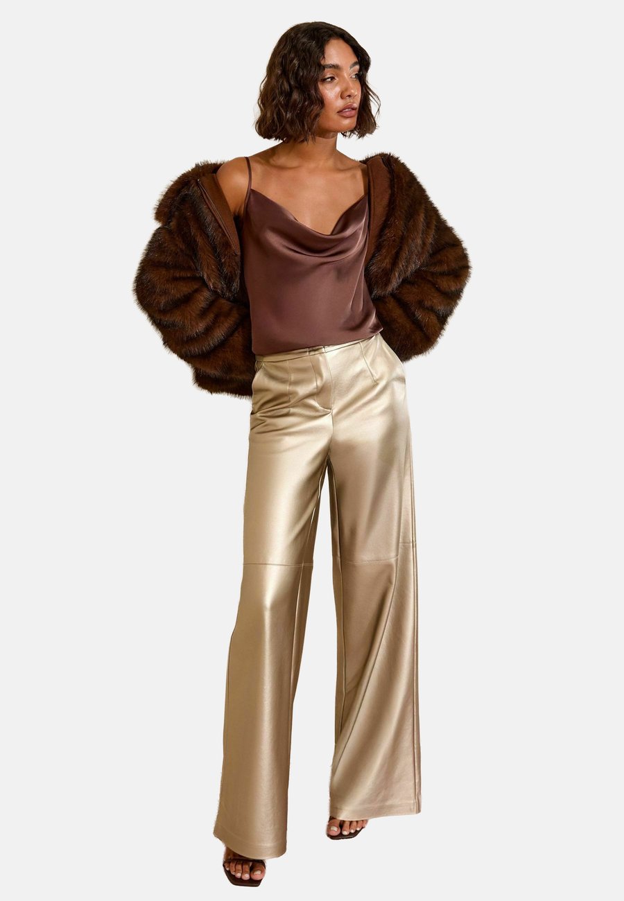 Брюки Friends Like These TAILORED WIDE , Gold/Gold-Coloured
Брюки Friends Like These TAILORED WIDE , Gold/Gold-Coloured