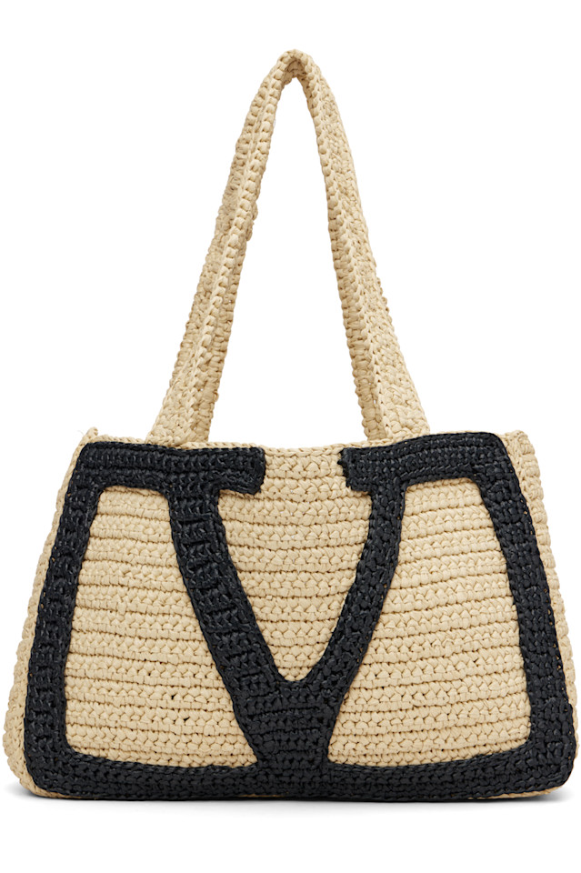 Valentino Garavani Бежевая сумка-шоппер Viva Superstar среднего размера
Valentino Garavani Бежевая сумка-шоппер Viva Superstar среднего размера