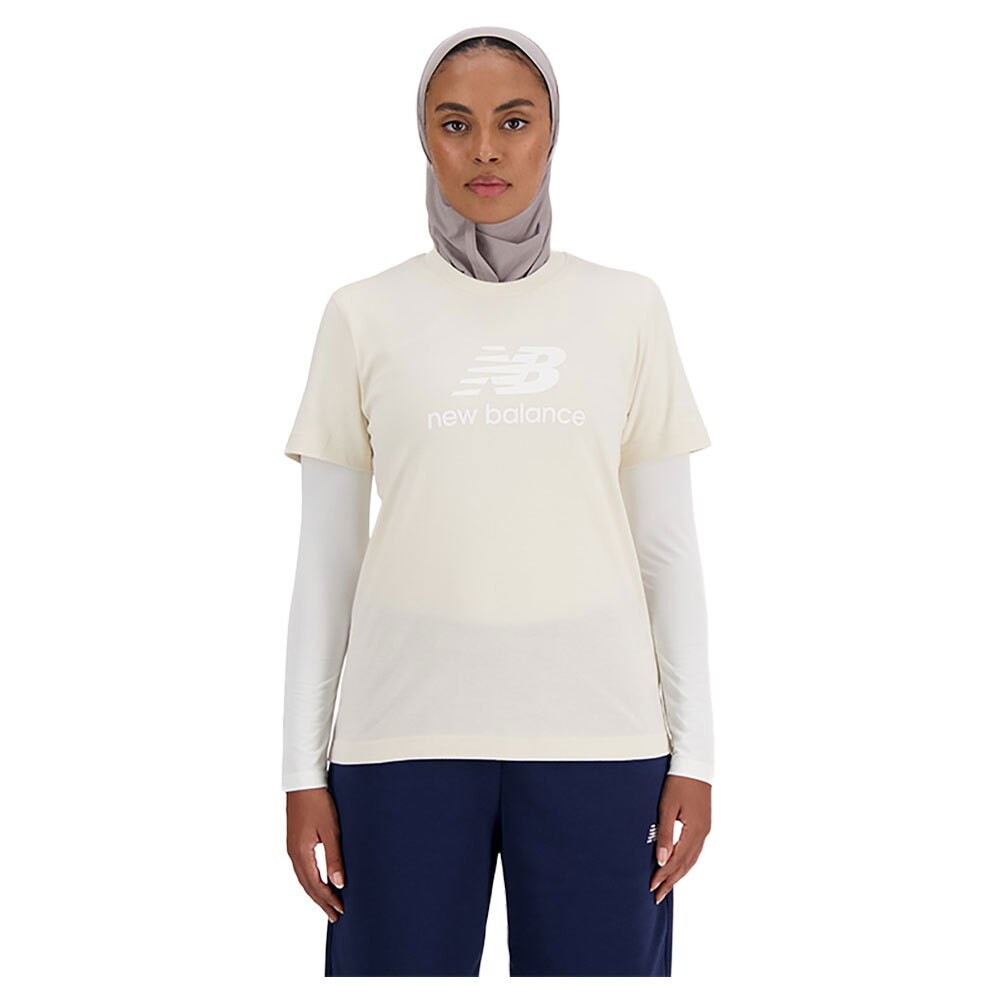 Футболка New Balance Sport Essentials Logo, бежевый
Футболка New Balance Sport Essentials Logo, бежевый