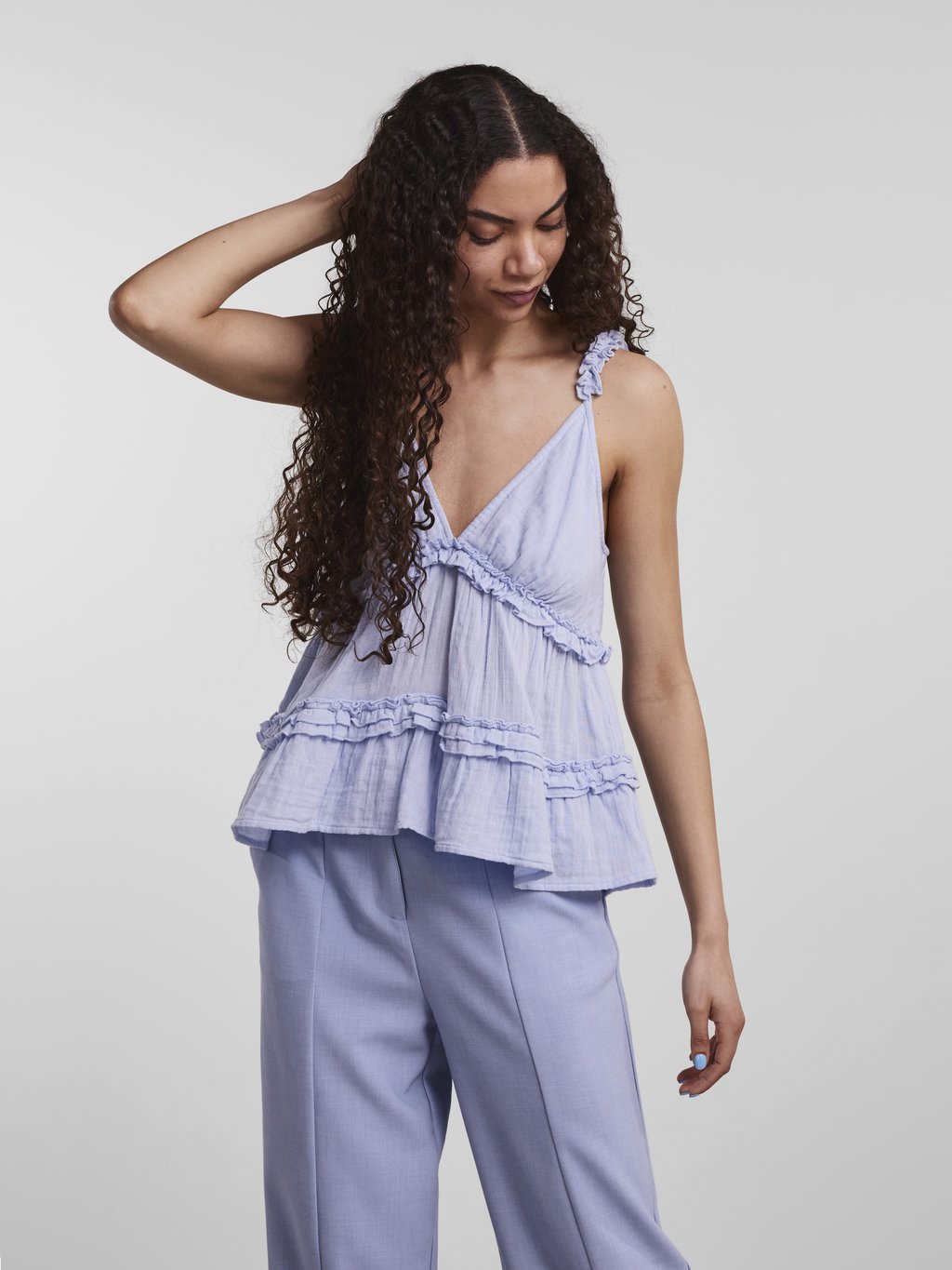 Топ ANINO YAS, светло-голубой
Топ ANINO YAS, светло-голубой