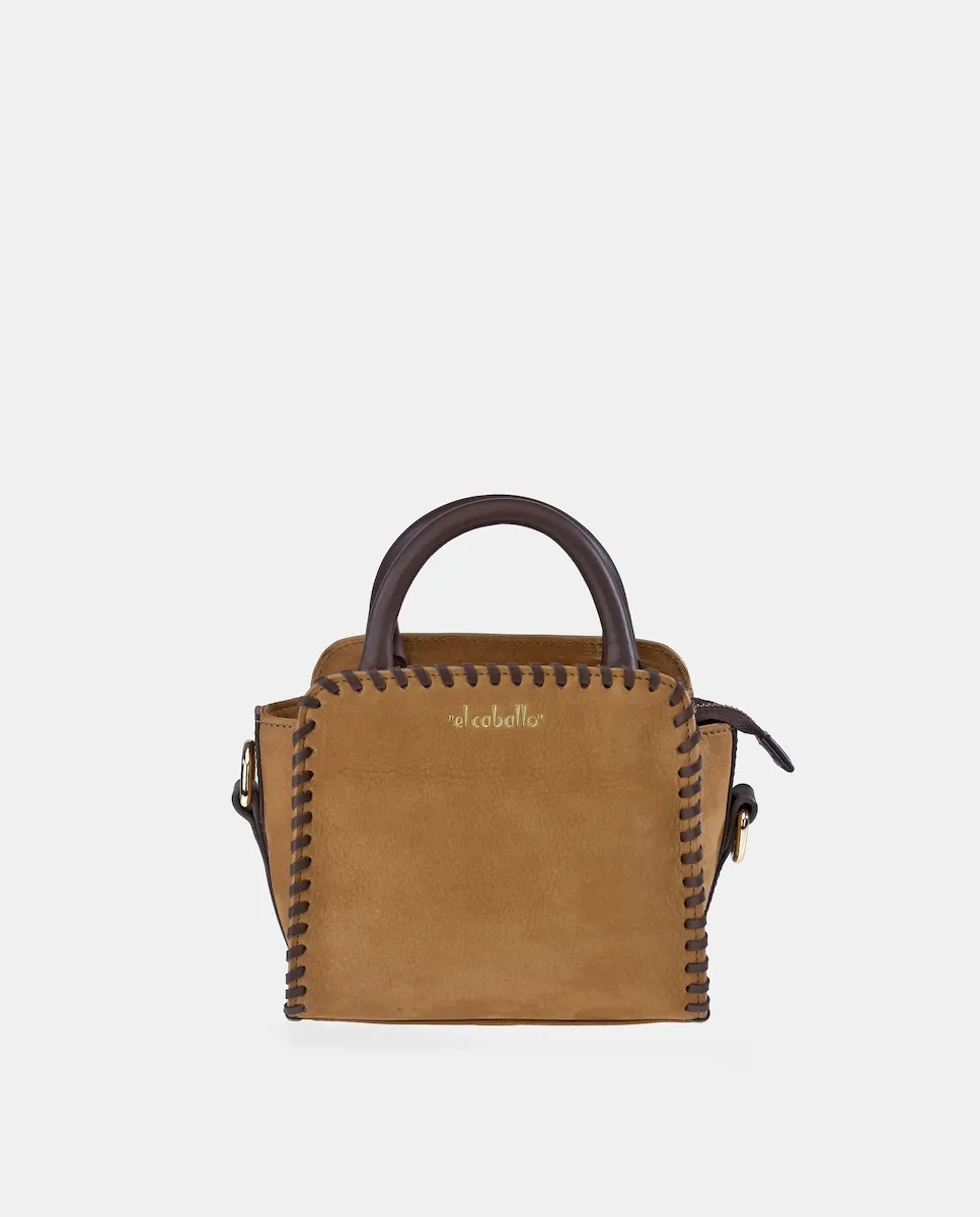 Сумка-переноска из нубука и кожи наппа El Caballo, светло-коричневый
Сумка-переноска из нубука и кожи наппа El Caballo, светло-коричневый