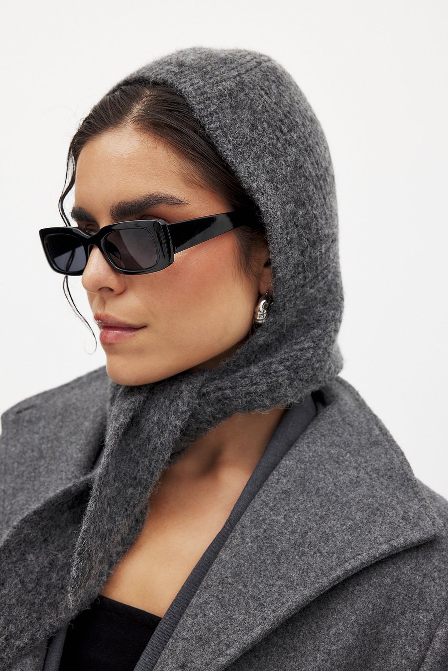 Шапка NA-KD Headscarf, Dark Grey
Шапка NA-KD Headscarf, Dark Grey