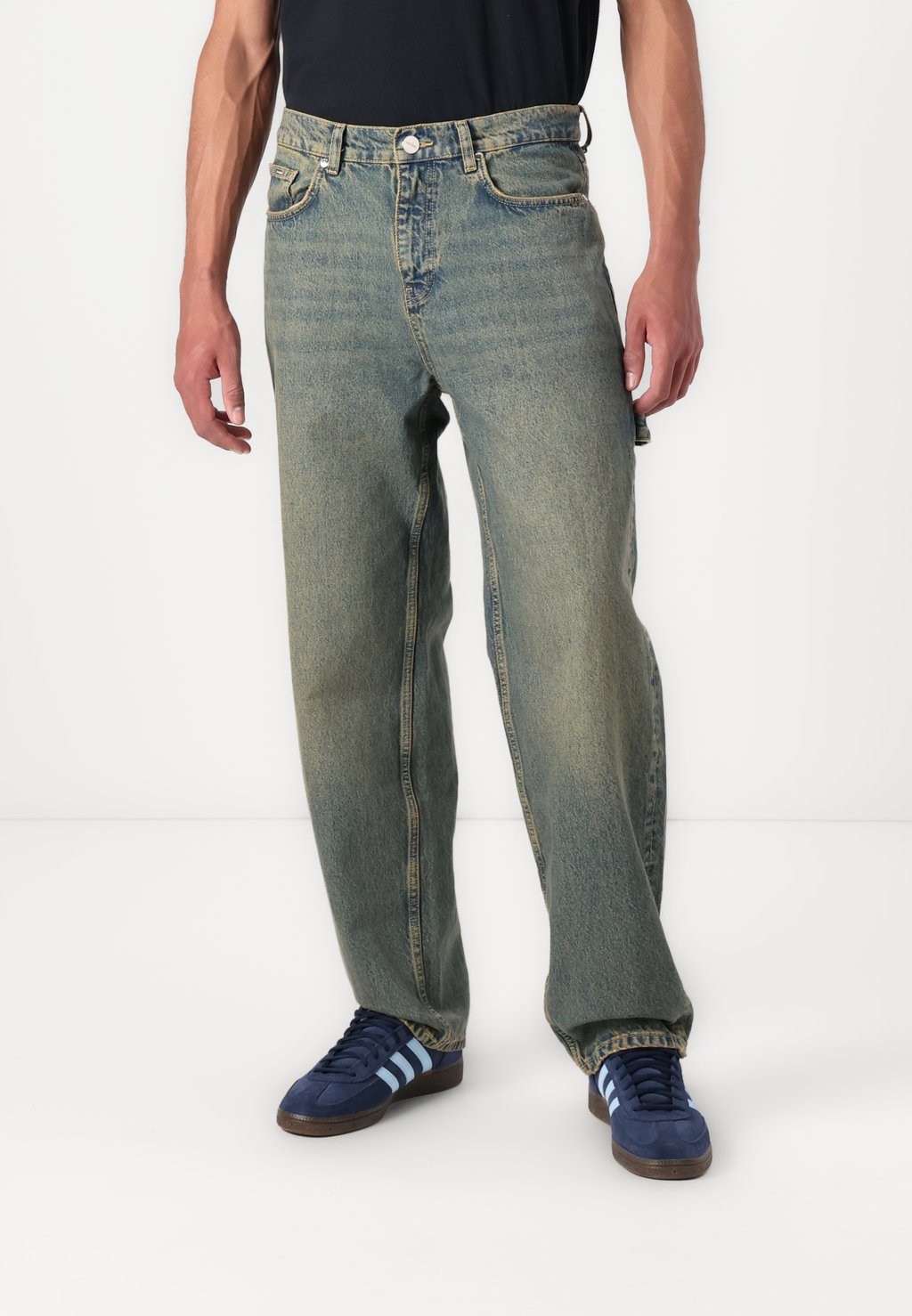 Мешковатые джинсы BAGGY WITH LOOP EIGHTYFIVE, цвет Used Blue 
Мешковатые джинсы BAGGY WITH LOOP EIGHTYFIVE, цвет Used Blue