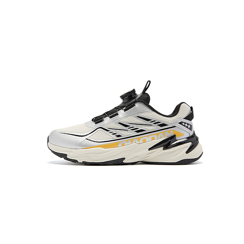 Детские беговые кроссовки Kids' QIAODAN, серебристо-белый
Детские беговые кроссовки Kids' QIAODAN, серебристо-белый