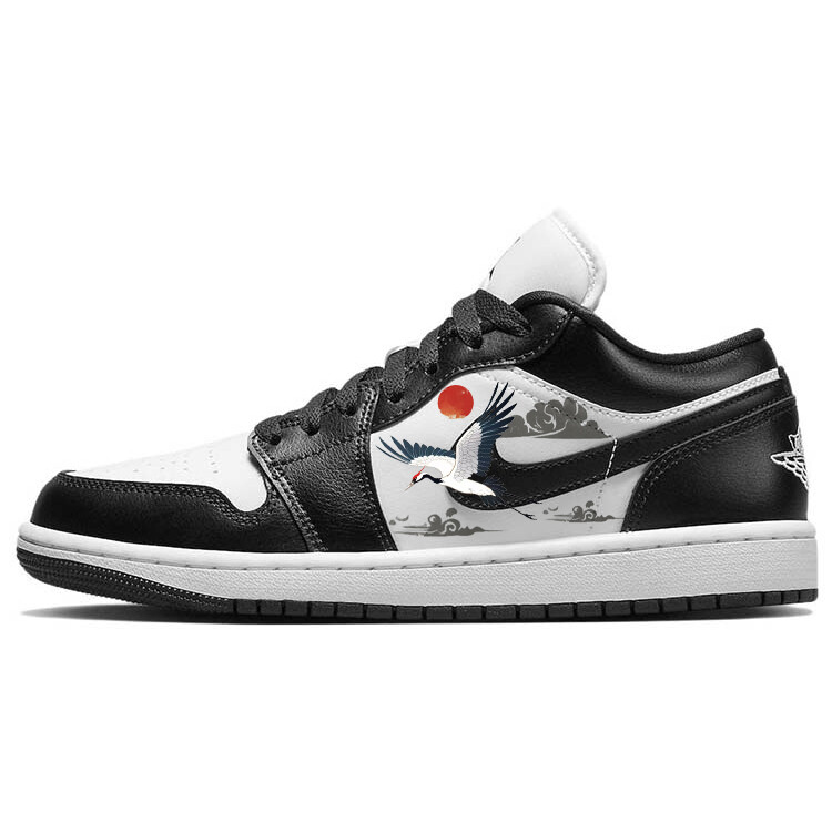 Баскетбольные кроссовки Air 1 Vintage женские с низким верхом, черный/белый Jordan
Баскетбольные кроссовки Air 1 Vintage женские с низким верхом, черный/белый Jordan