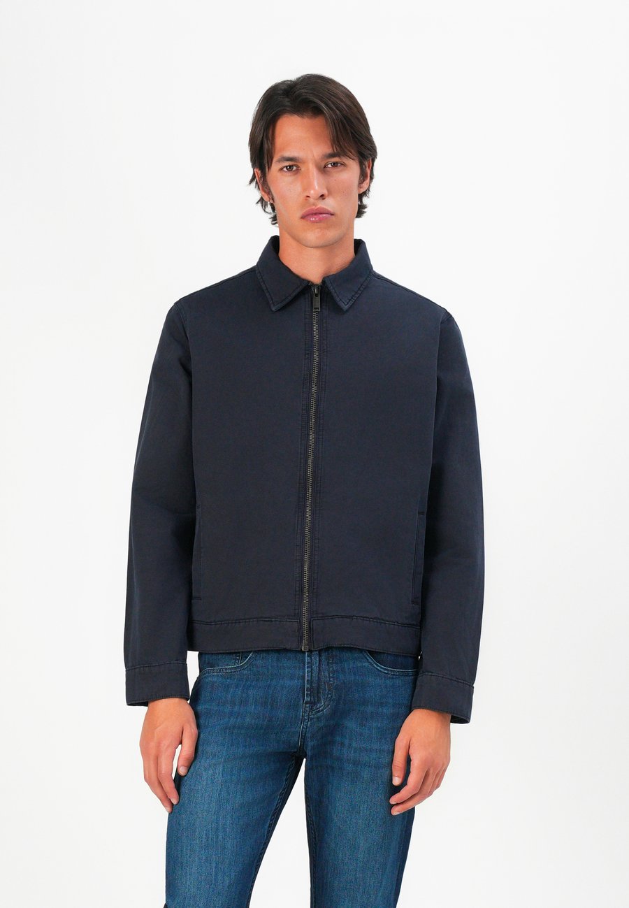 Куртка 7 for all mankind JACKET, Navy/Dark Blue
Куртка 7 for all mankind JACKET, Navy/Dark Blue