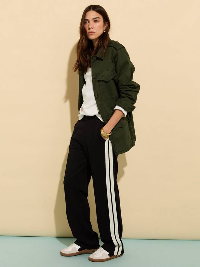 Tippi 2.0 брюки с боковой полосой Baukjen, Black/Cream
Tippi 2.0 брюки с боковой полосой Baukjen, Black/Cream