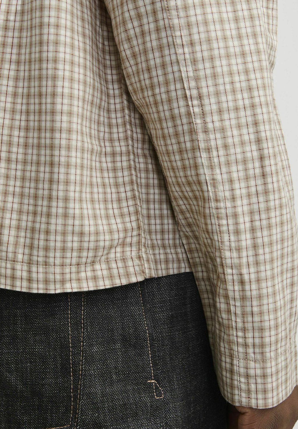 Рубашка WEIT GESCHNITTEN Jack & Jones, бежевый
Рубашка WEIT GESCHNITTEN Jack & Jones, бежевый