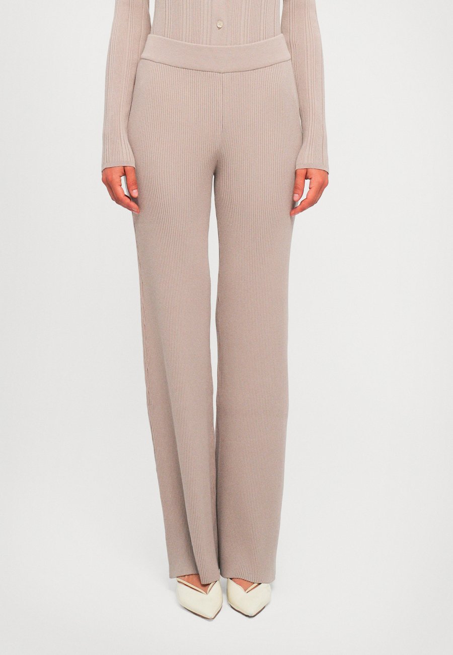 Брюки REMAIN Leggings, Oatmeal/Sand
Брюки REMAIN Leggings, Oatmeal/Sand