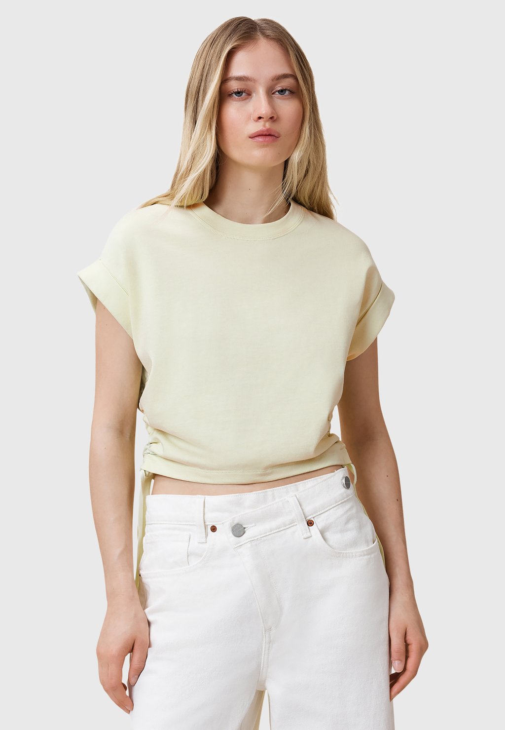 Базовая футболка AllSaints, светло-желтый
Базовая футболка AllSaints, светло-желтый