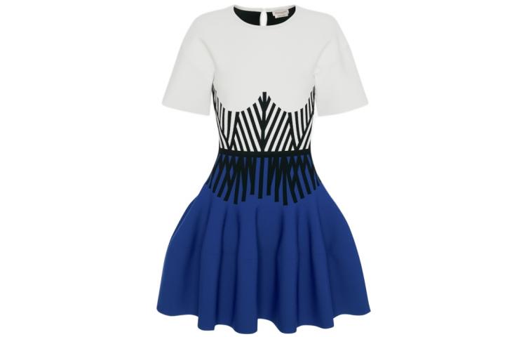 Футболка с коротким рукавом бело-голубая Alexander McQueen
Футболка с коротким рукавом бело-голубая Alexander McQueen