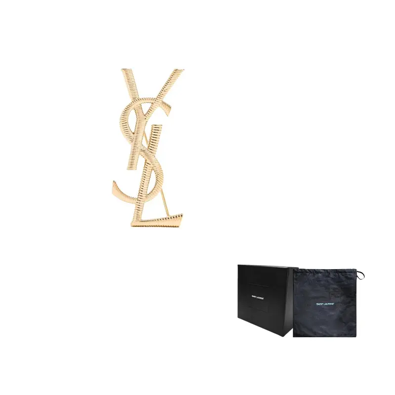 Брошь с гравировкой логотипа Cassandre SAINT LAURENT, золотой
Брошь с гравировкой логотипа Cassandre SAINT LAURENT, золотой