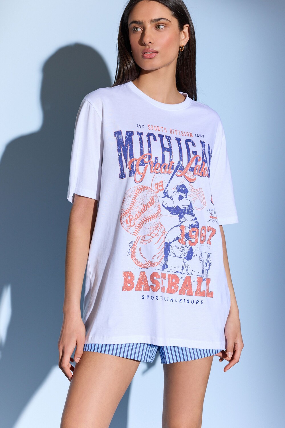 Футболка свободного кроя с рисунком американского бейсбола Next, белый
Футболка свободного кроя с рисунком американского бейсбола Next, белый