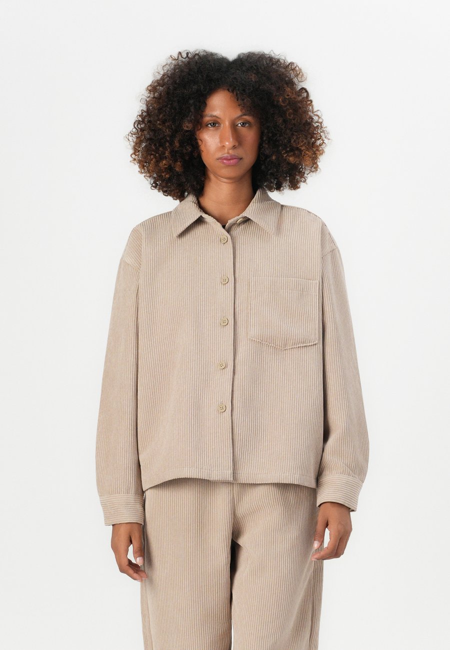Блуза TOM TAILOR DENIM BOXY , Tan Brown/Brown
Блуза TOM TAILOR DENIM BOXY , Tan Brown/Brown