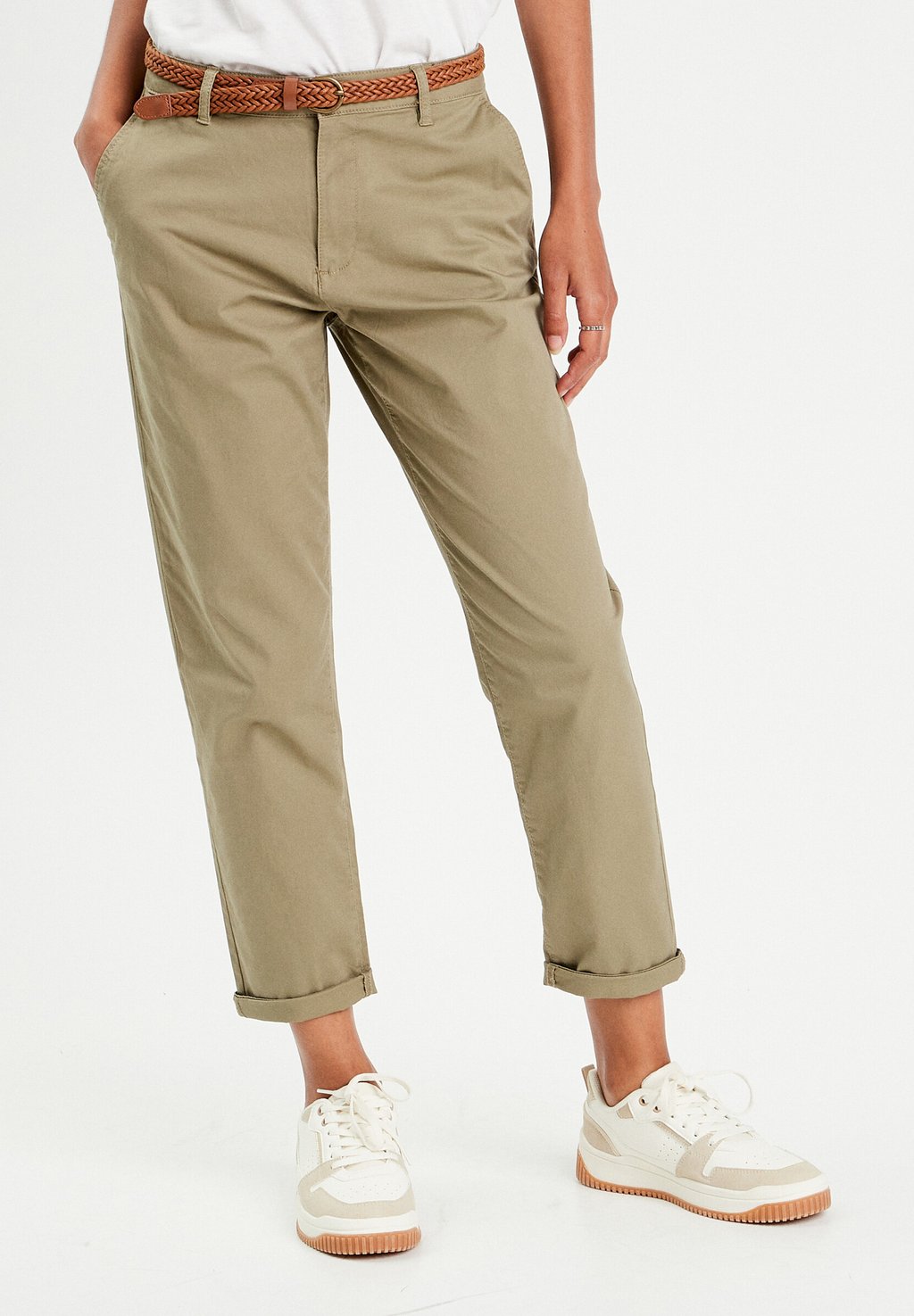 Чиносы Cache Cache, зеленый
Чиносы Cache Cache, зеленый