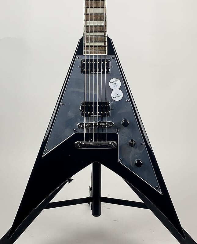 Электрогитара Jackson X Series Scott Ian Signature King V KVXT - Gloss Black
Электрогитара Jackson X Series Scott Ian Signature King V KVXT - Gloss Black
