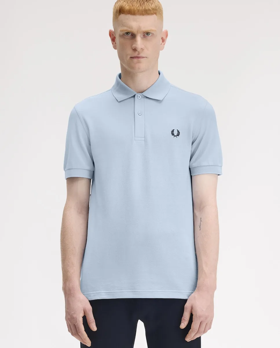 Мужская однотонная футболка поло из хлопкового пике с коротким рукавом Fred Perry, светло-голубой
Мужская однотонная футболка поло из хлопкового пике с коротким рукавом Fred Perry, светло-голубой