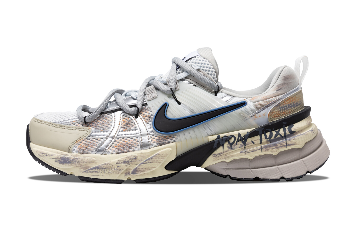 Кроссовки для бега V2K Run унисекс с низким верхом, серебристые Nike
Кроссовки для бега V2K Run унисекс с низким верхом, серебристые Nike