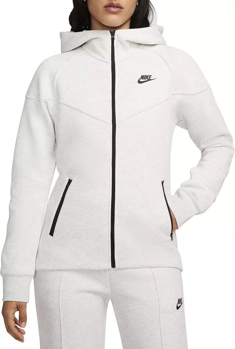 Женская худи с молнией во всю длину Nike Sportswear из технического флиса Windrunner, светло-серый
Женская худи с молнией во всю длину Nike Sportswear из технического флиса Windrunner, светло-серый