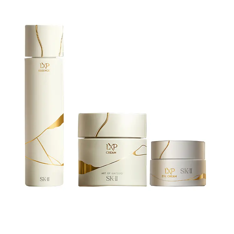 SK II LXP набор для ухода за кожей: крем для лица, сыворотка, крем для глаз, успокаивающий и подтягивающий, 15г+50г+150мл SK-II
SK II LXP набор для ухода за кожей: крем для лица, сыворотка, крем для глаз, успокаивающий и подтягивающий, 15г+50г+150мл SK-II